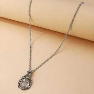 MOON STONE PENDENT NECKLACE!